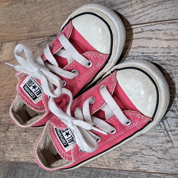 Converse All Star toddler shoes * NOT from a thrift store - Picture 10 of 10